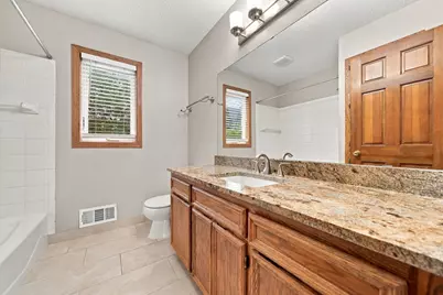 13610 Georgia Drive, Apple Valley, MN 55124 - Photo 33