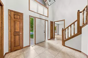 13610 Georgia Dr, Apple Valley, MN 55124 - Photo 3
