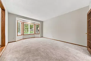 13610 Georgia Dr, Apple Valley, MN 55124 - Photo 27
