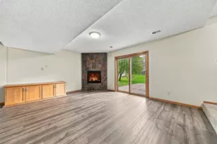 13610 Georgia Dr, Apple Valley, MN 55124 - Photo 55
