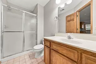 13610 Georgia Dr, Apple Valley, MN 55124 - Photo 47