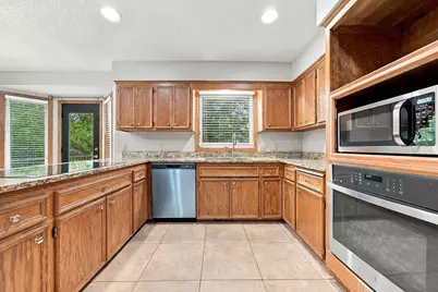 13610 Georgia Drive, Apple Valley, MN 55124 - Photo 9