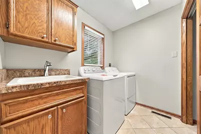 13610 Georgia Drive, Apple Valley, MN 55124 - Photo 29