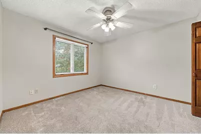 13610 Georgia Drive, Apple Valley, MN 55124 - Photo 31