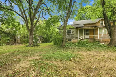 401 S Division Street, Roberts, WI 54023 - Photo 3