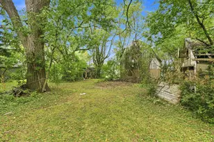 401 S Division St, Roberts, WI 54023 - Photo 11