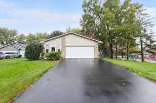 9200 124th Pl N, Champlin, MN 55316 - Photo 3