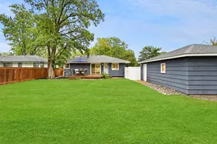 9228 Washington St NE, Blaine, MN 55434 - Photo 9