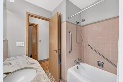 13819 Bellevue Drive, Minnetonka, MN 55345 - Photo 21