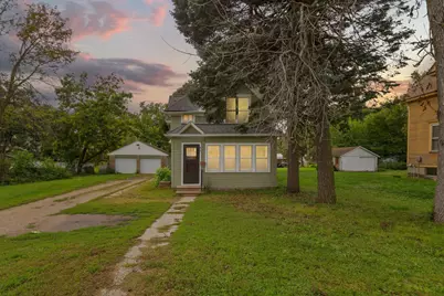917 Bridge Avenue, Albert Lea, MN 56007 - Photo 3