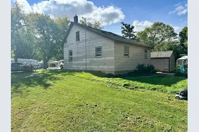 222 Cedar Avenue NE, Wadena, MN 56482 - Photo 3