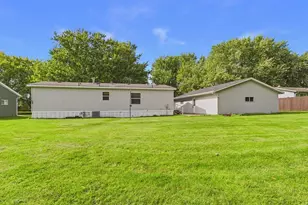 108 Poplar Ave, Lowry, MN 56349 - Photo 19