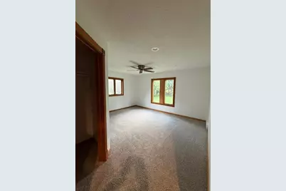 2310 10th Ave SW, Austin, MN 55912 - Photo 13