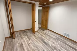 2310 10th Ave SW, Austin, MN 55912 - Photo 27