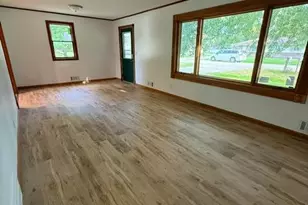 2310 10th Ave SW, Austin, MN 55912 - Photo 5