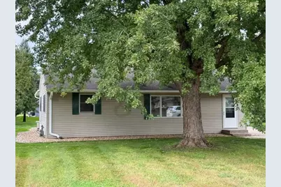 2310 10th Ave SW, Austin, MN 55912 - Photo 9