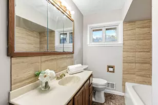 4407 Washington St NE, Columbia Heights, MN 55421 - Photo 15