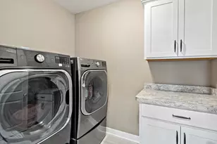 2140 Windermere Cir, Shakopee, MN 55379 - Photo 29