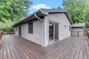 727 Riverside Dr N, Hudson, WI 54016 - Photo 21