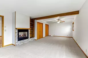727 Riverside Dr N, Hudson, WI 54016 - Photo 11