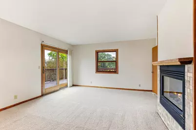 727 Riverside Drive N, Hudson, WI 54016 - Photo 13