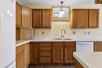 7886 72nd Street S, Cottage Grove, MN 55016 - Photo 13