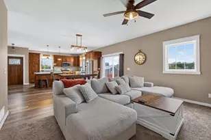 17 Richland Ave, Saint Charles, MN 55972 - Photo 17