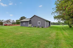 17 Richland Ave, Saint Charles, MN 55972 - Photo 47