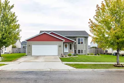 4410 16 Street S, Moorhead, MN 56560 - Photo 1