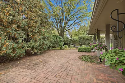 4890 Regents Walk, Excelsior, MN 55331 - Photo 7