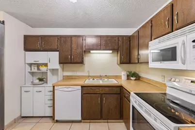 2466 Cobble Hill Alcove #A, Woodbury, MN 55125 - Photo 3