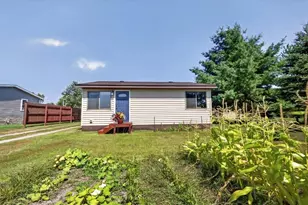 455 NW 1st St, Cohasset, MN 55721 - Photo 31