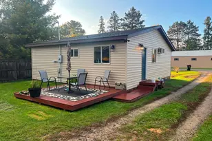 455 NW 1st St, Cohasset, MN 55721 - Photo 1
