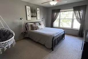 898 Providence Dr, Shakopee, MN 55379 - Photo 15
