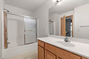 2264 River Rock Ln, Shakopee, MN 55379 - Photo 25