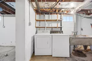 1567 Atlantic St, Saint Paul, MN 55106 - Photo 21