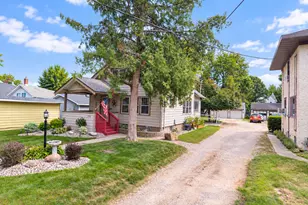 340 E 3rd St, Albert Lea, MN 56007 - Photo 3