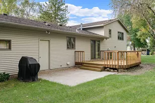 930 Ridgeview Pl NE, Owatonna, MN 55060 - Photo 9