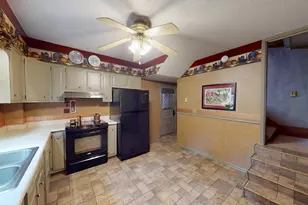 148 2nd Ave SW, Alden, MN 56009 - Photo 7