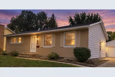 926 16 1/2 Street SE, Rochester, MN 55904 - Photo 1