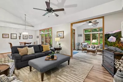 112020 Hidden Creek Place, Chaska, MN 55318 - Photo 15