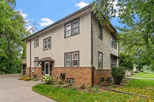 261 Robie Street W, Saint Paul, MN 55107 - Photo 3