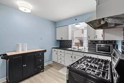 261 Robie Street W, Saint Paul, MN 55107 - Photo 17