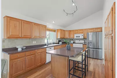 3045 Dundee Lane, Mound, MN 55364 - Photo 7