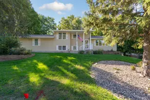 1320 11th Ave NE, Faribault, MN 55021 - Photo 17