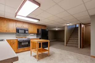 997 Roberts Rd SW, Hutchinson, MN 55350 - Photo 31