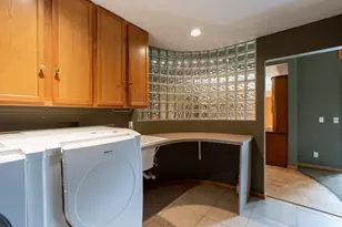 997 Roberts Rd SW, Hutchinson, MN 55350 - Photo 9