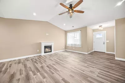 38820 Maple Court, North Branch, MN 55056 - Photo 5