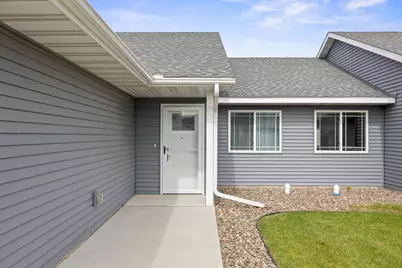 38820 Maple Court, North Branch, MN 55056 - Photo 3