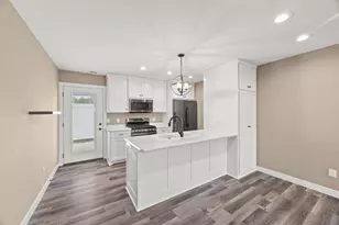 38820 Maple Ct, North Branch, MN 55056 - Photo 9